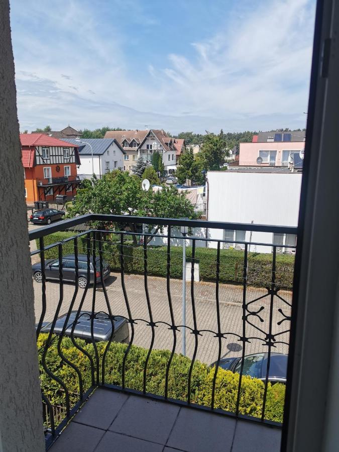 Dom Wczasowy Maja Dźwirzyno Exterior foto